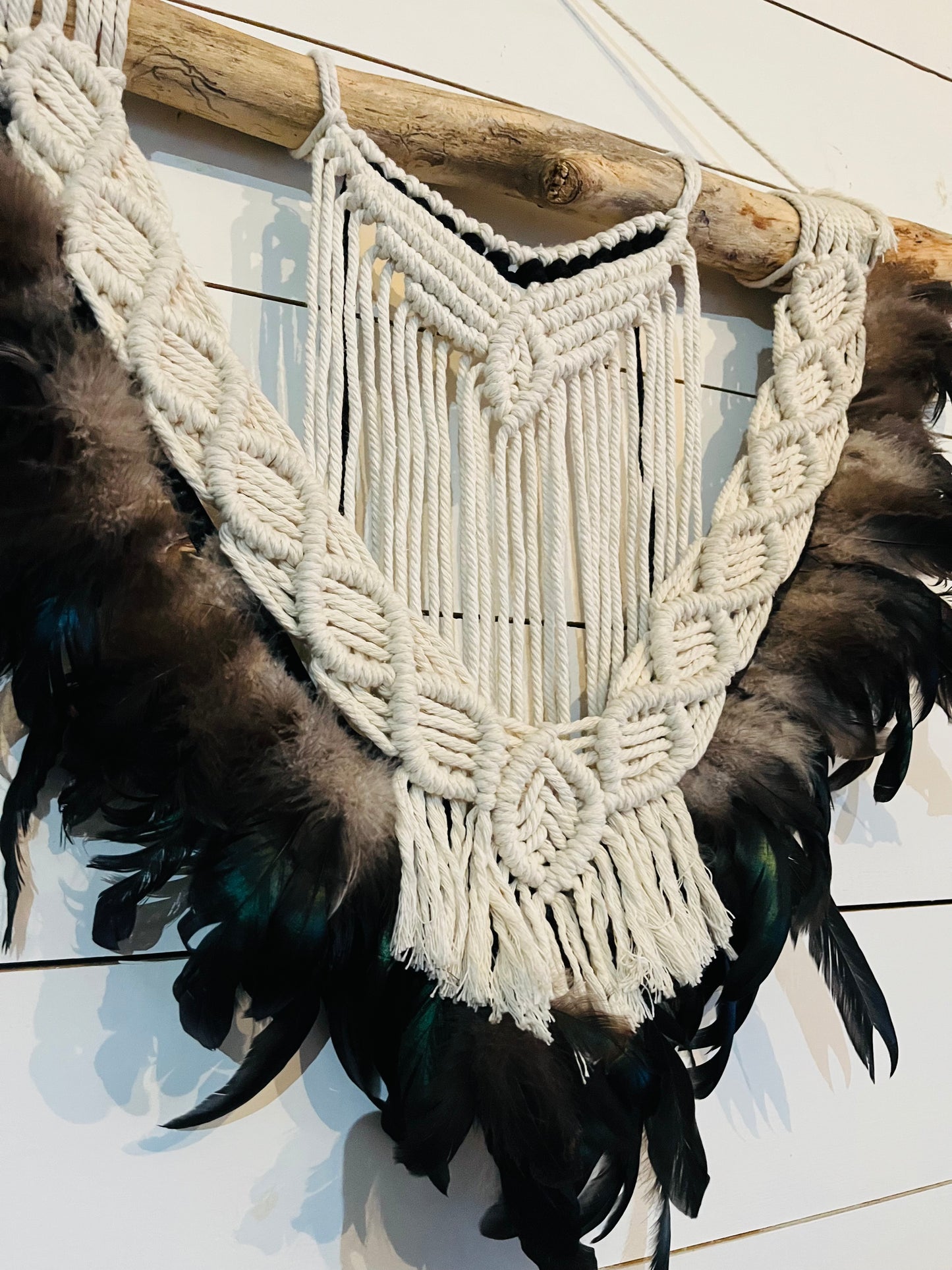 Boho Feathers Macrame